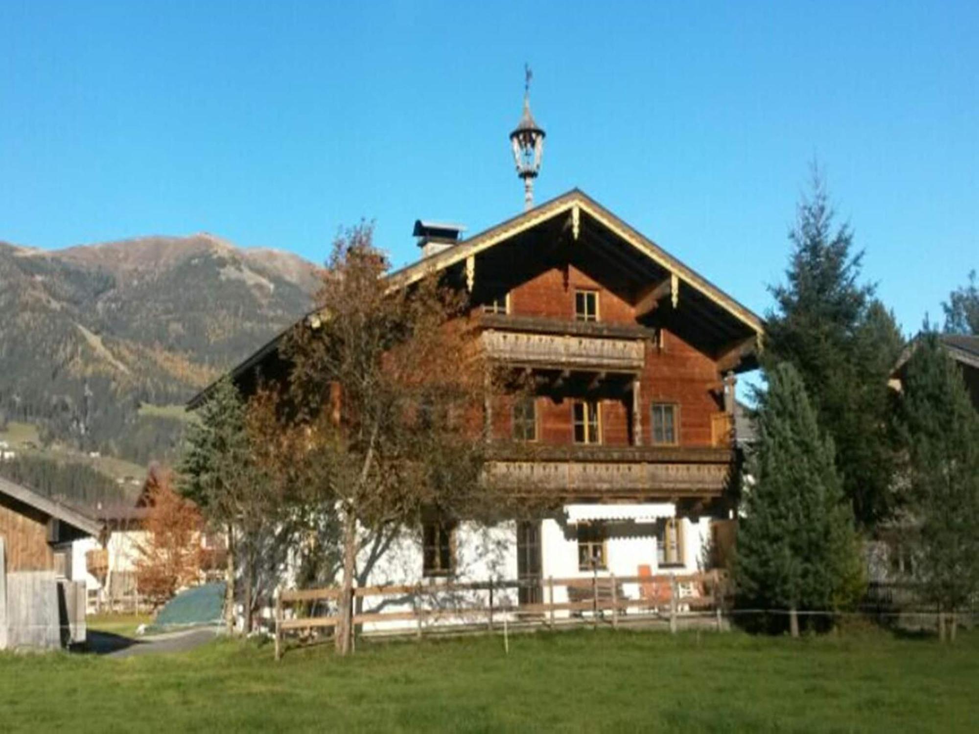 Serene Cottage In Neukirchen Am Gro Venediger Neukirchen am Großvenediger Exteriör bild